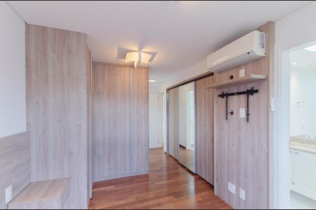 Apartamento à venda com 127m², 3 quartos e 2 vagasSuíte 2
