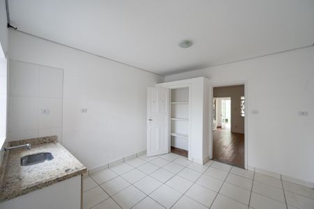 Casa para alugar com 80m², 2 quartos e 1 vagaCozinha