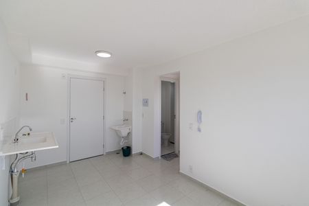 Apartamento para alugar com 34m², 2 quartos e sem vaga Apartamento para alugar com 34m², 2 quartos e sem vagaSala/Cozinha/Área de Serviço