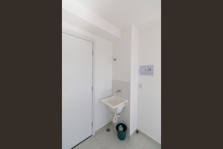Apartamento para alugar com 34m², 2 quartos e sem vaga Apartamento para alugar com 34m², 2 quartos e sem vagaSala/Cozinha/Área de Serviço