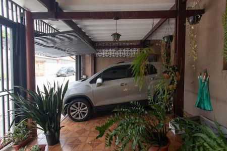 Casa à venda com 174m², 4 quartos e 2 vagas Casa à venda com 174m², 4 quartos e 2 vagasGaragem