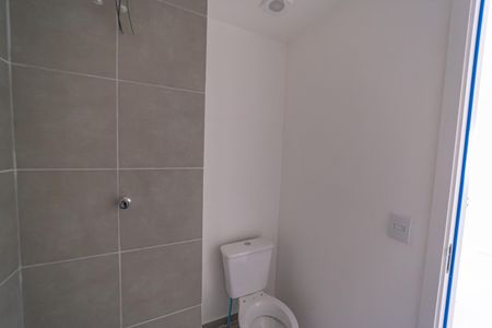 Apartamento à venda com 42m², 2 quartos e sem vaga Apartamento à venda com 42m², 2 quartos e sem vagaBanheiro