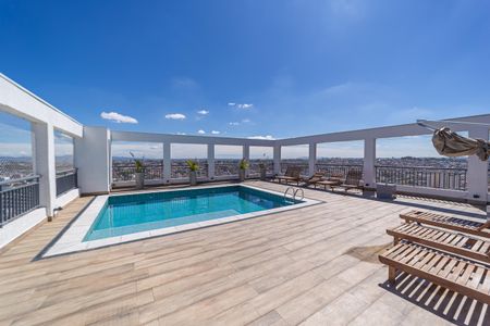 Apartamento à venda com 42m², 2 quartos e sem vaga Apartamento à venda com 42m², 2 quartos e sem vagaÁrea comum - Piscina