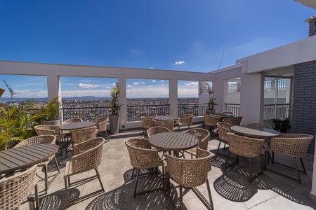 Apartamento à venda com 42m², 2 quartos e sem vaga Apartamento à venda com 42m², 2 quartos e sem vagaÁrea comum - Terraço