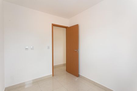Quarto 1 de apartamento para alugar com 2 quartos, 42m² em Vila Centenario, São Paulo