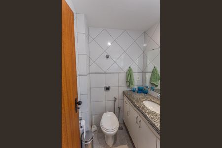 Apartamento à venda com 65m², 2 quartos e 2 vagasBanheiro Social