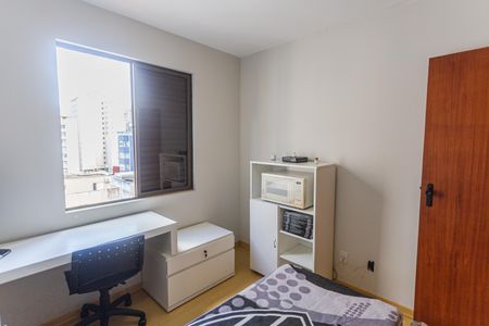 Apartamento à venda com 65m², 2 quartos e 2 vagasQuarto 2