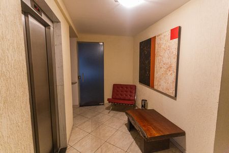 Apartamento à venda com 65m², 2 quartos e 2 vagasHall de entrada