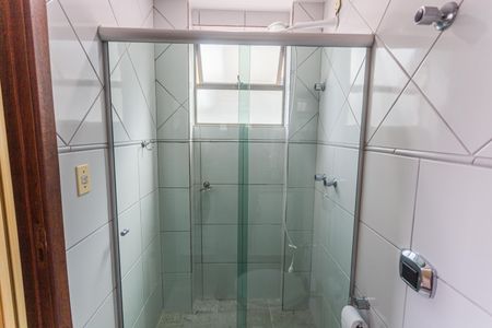 Apartamento à venda com 65m², 2 quartos e 2 vagasBanheiro da Suíte