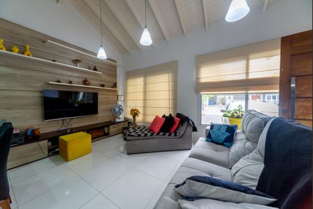 Sala de casa de condomínio para alugar com 4 quartos, 160m² em Mário Quintana, Viamão