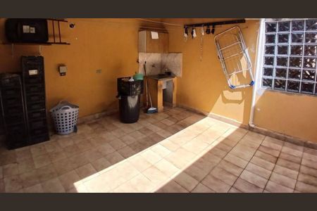 Casa à venda com 125m², 3 quartos e 2 vagasÁrea externa