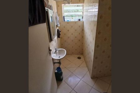 Casa à venda com 125m², 3 quartos e 2 vagasBanheiro