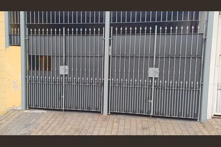 Casa à venda com 125m², 3 quartos e 2 vagasFachada