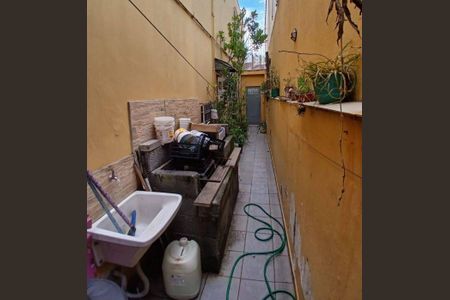 Casa à venda com 125m², 3 quartos e 2 vagasÁrea de serviço