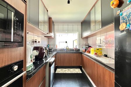 Casa à venda com 350m², 3 quartos e 2 vagasCozinha