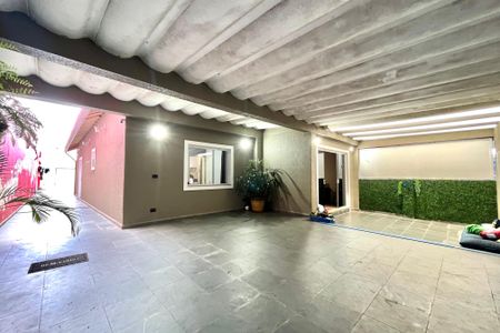 Casa à venda com 350m², 3 quartos e 2 vagasGaragem