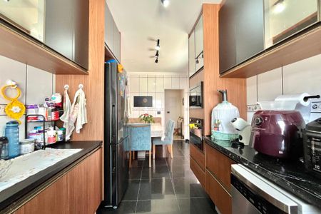 Casa à venda com 350m², 3 quartos e 2 vagasCozinha