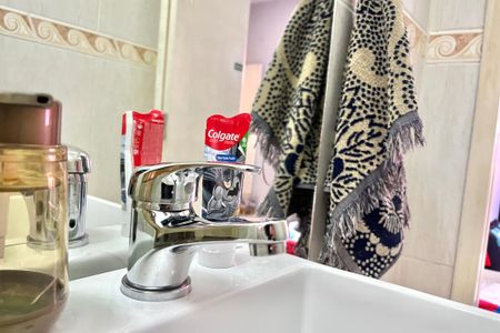 Casa à venda com 350m², 3 quartos e 2 vagasBanheiro da Suíte 2