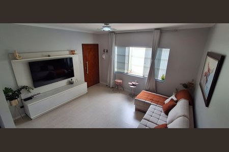 Casa à venda com 142m², 3 quartos e 3 vagasSala