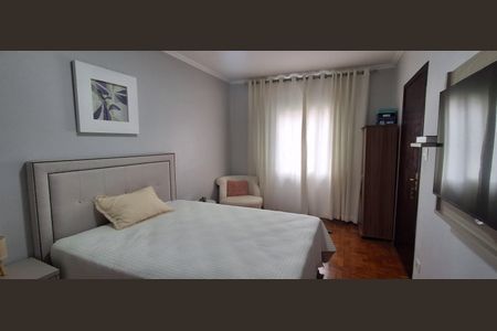 Casa à venda com 142m², 3 quartos e 3 vagasSuíte 