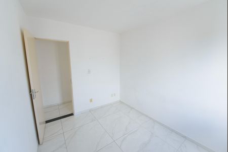 Quarto 1 de apartamento para alugar com 2 quartos, 51m² em Parque Santo Antônio, Taubaté