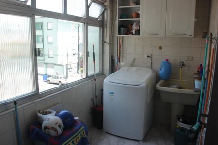 Apartamento para alugar com 106m², 3 quartos e 1 vagaÁrea de Serviço