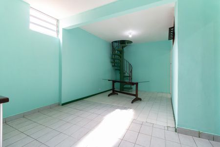 Casa para alugar com 150m², 3 quartos e 1 vagaSala