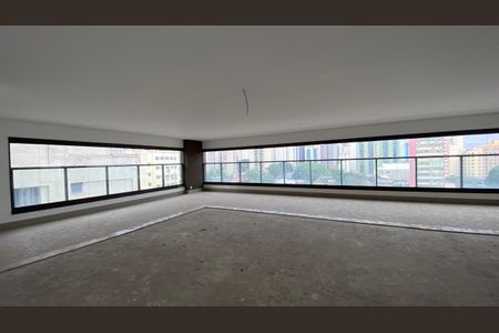 Apartamento à venda com 4 quartos, 315m² em Santa Cecilia, São Paulo