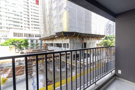 Varanda de kitnet/studio à venda com 1 quarto, 23m² em Jardim das Acacias, São Paulo