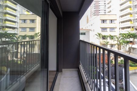 Varanda de kitnet/studio à venda com 1 quarto, 23m² em Jardim das Acacias, São Paulo