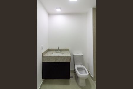 Banheiro de kitnet/studio à venda com 1 quarto, 23m² em Jardim das Acacias, São Paulo