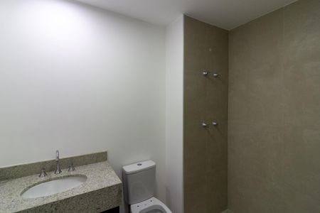 Studio à venda com 23m², 1 quarto e sem vaga Studio à venda com 23m², 1 quarto e sem vagaBanheiro