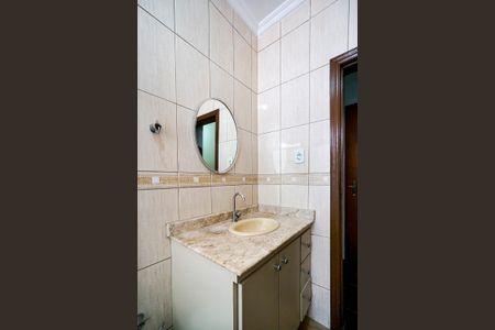 Casa à venda com 143m², 3 quartos e 4 vagas Casa à venda com 143m², 3 quartos e 4 vagasBanheiro