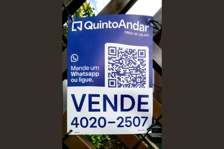 Casa à venda com 143m², 3 quartos e 4 vagas Casa à venda com 143m², 3 quartos e 4 vagasPlaca