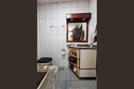 Casa à venda com 155m², 3 quartos e 1 vagaBanheiro da Suíte 1