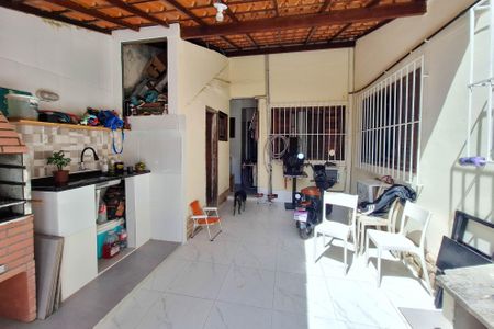 Casa à venda com 155m², 3 quartos e 1 vagaQuintal