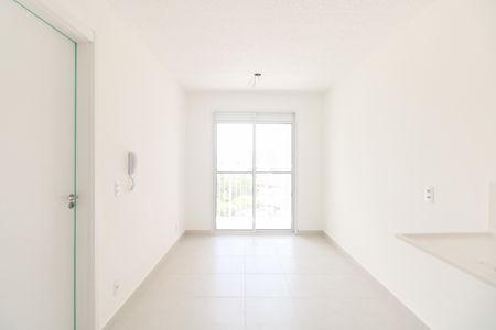 Sala  de apartamento para alugar com 1 quarto, 28m² em Guaiauna, São Paulo