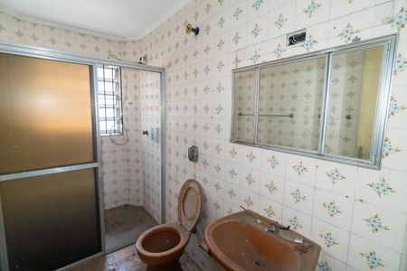 Casa à venda com 274m², 5 quartos e 1 vagaCasa 1 - Banheiro 2