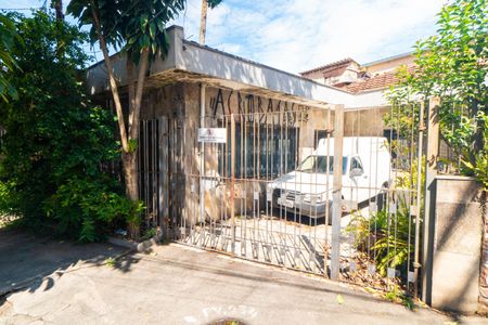 Casa à venda com 274m², 5 quartos e 1 vagaFachada