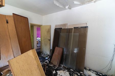 Casa à venda com 274m², 5 quartos e 1 vagaCasa 1 - Quarto 2