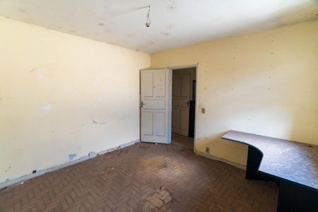 Casa à venda com 274m², 5 quartos e 1 vagaCasa 2 - Quarto