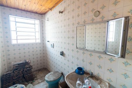 Casa à venda com 274m², 5 quartos e 1 vagaCasa 1 - Banheiro 1