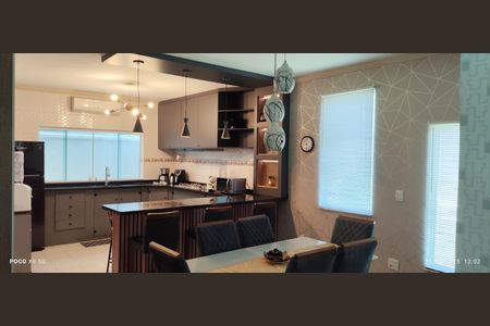 Casa de Condomínio para alugar com 3 quartos, 500m² em CECAP, Taubaté