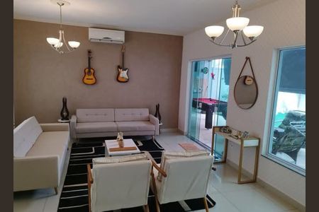 Casa de Condomínio para alugar com 3 quartos, 500m² em CECAP, Taubaté