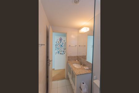 Apartamento para alugar com 132m², 3 quartos e 3 vagasBanheiro da Suíte 2