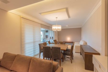 Apartamento para alugar com 132m², 3 quartos e 3 vagasSala