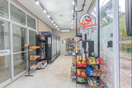 Apartamento para alugar com 132m², 3 quartos e 3 vagasMinimercado