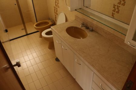 Apartamento para alugar com 110m², 3 quartos e 2 vagasBanheiro 2