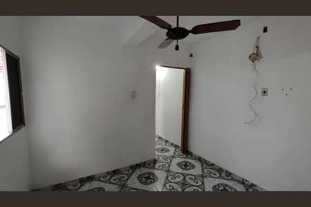 Quarto 2 de casa para alugar com 3 quartos, 65m² em Conjunto Residencial Presidente Castello Branco, Ferraz de Vasconcelos