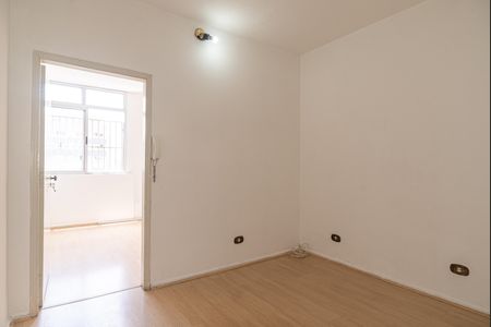Apartamento à venda com 38m², 1 quarto e sem vaga Apartamento à venda com 38m², 1 quarto e sem vagaSala